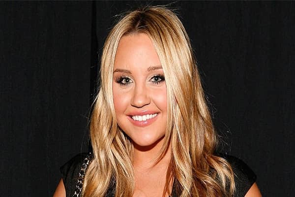 Amanda Bynes: A Troubled Actress’ Life in the Spotlight