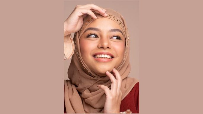 Monochrome Hijabs