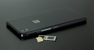 How to Put in A Sim Card on A Blu G33