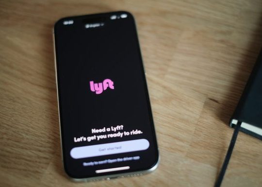 How to Get a Cheap Netflix Subscription in 2025