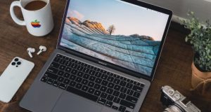 Top 9 VPNs That Offer Built-In Ad & Tracker Blocking, According to Privacy-Focused Reddit Threads