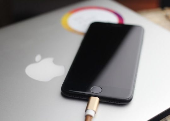 Charge AirPods (or Even an iPhone) With Your iPhone