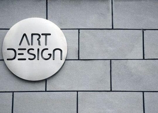 A Complete Guide to Features in Smash Logo Maker