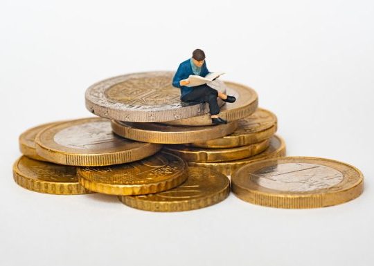 How Employee Benefits Shape Total Compensation: A Practical Breakdown