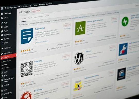 How GetSiteControl popups served cached offers to returning users and the loyalty cookie revision that preserved personalized messaging