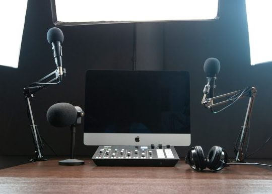 3 Best Podcast Recording Software and Apps